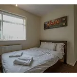 Spacious, Quiet Dwelling For Up To 6, Manchester