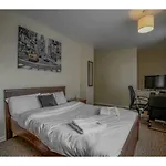Spacious, Quiet Dwelling For Up To 6, Manchester
